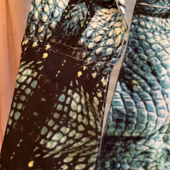 Citi Life Reptile Print Tee Shirt Top - Picture 4 of 6